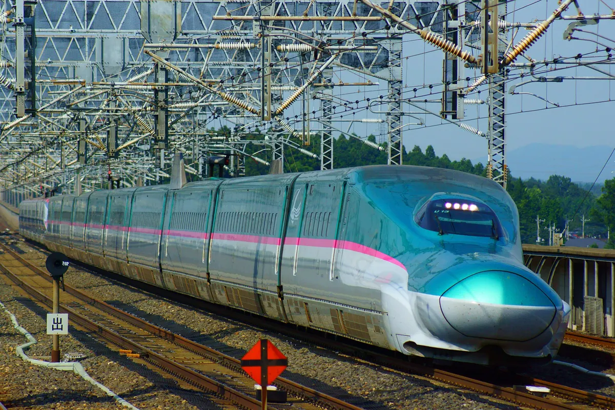 A Hayabusa Tohoku Shinkansen train, the fast way from Tokyo to Matsushima via Sendai